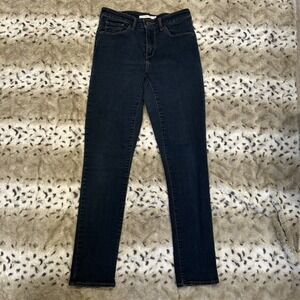 Levi's Classic Mid Rise Skinny Jeans Womens Size 28 W28 L29 Med Wash Stretch